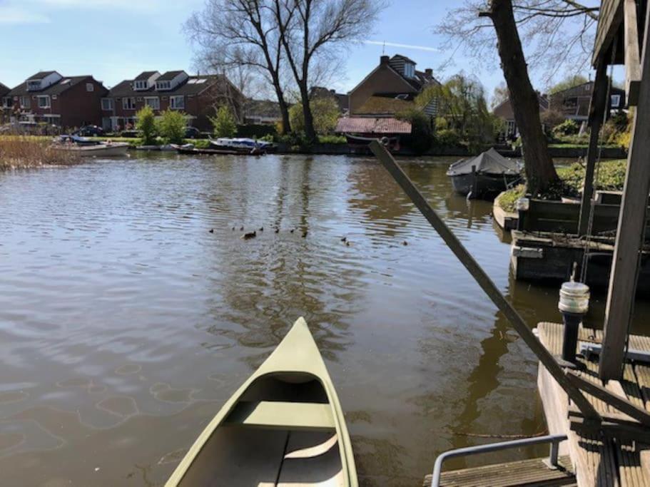 Villa Gezellige Pipo Met Grote Schommel Aan Het Water à Medemblik Extérieur photo
